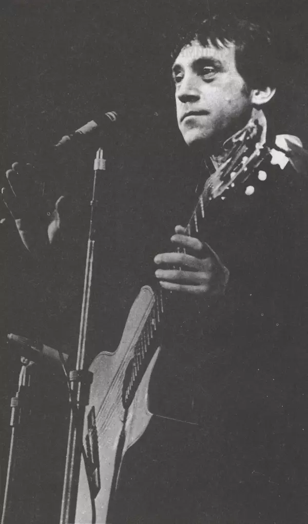 Книгаго: Собрание сочинений в семи томах, том второй. Иллюстрация № 3