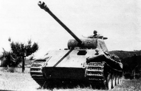 Книгаго: Тяжёлый танк «Пантера». Иллюстрация № 2