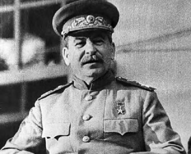 Книгаго: И.В. Сталин смеётся. Юмор вождя народов. Иллюстрация № 2