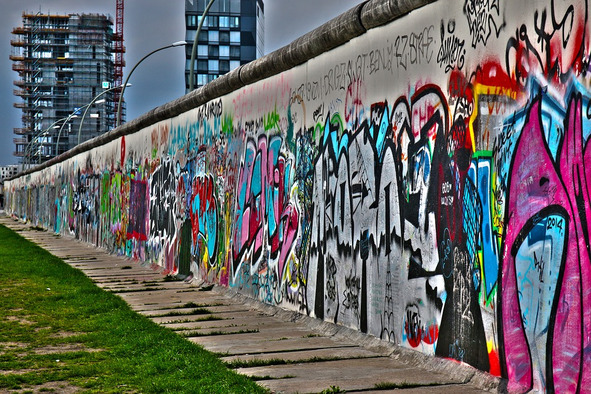 Книгаго: Когда рухнула Берлинская стена. Иллюстрация № 1